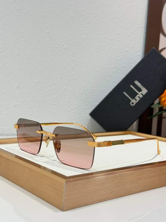 Picture of Dunhill Sunglasses _SKUfw81853917fw